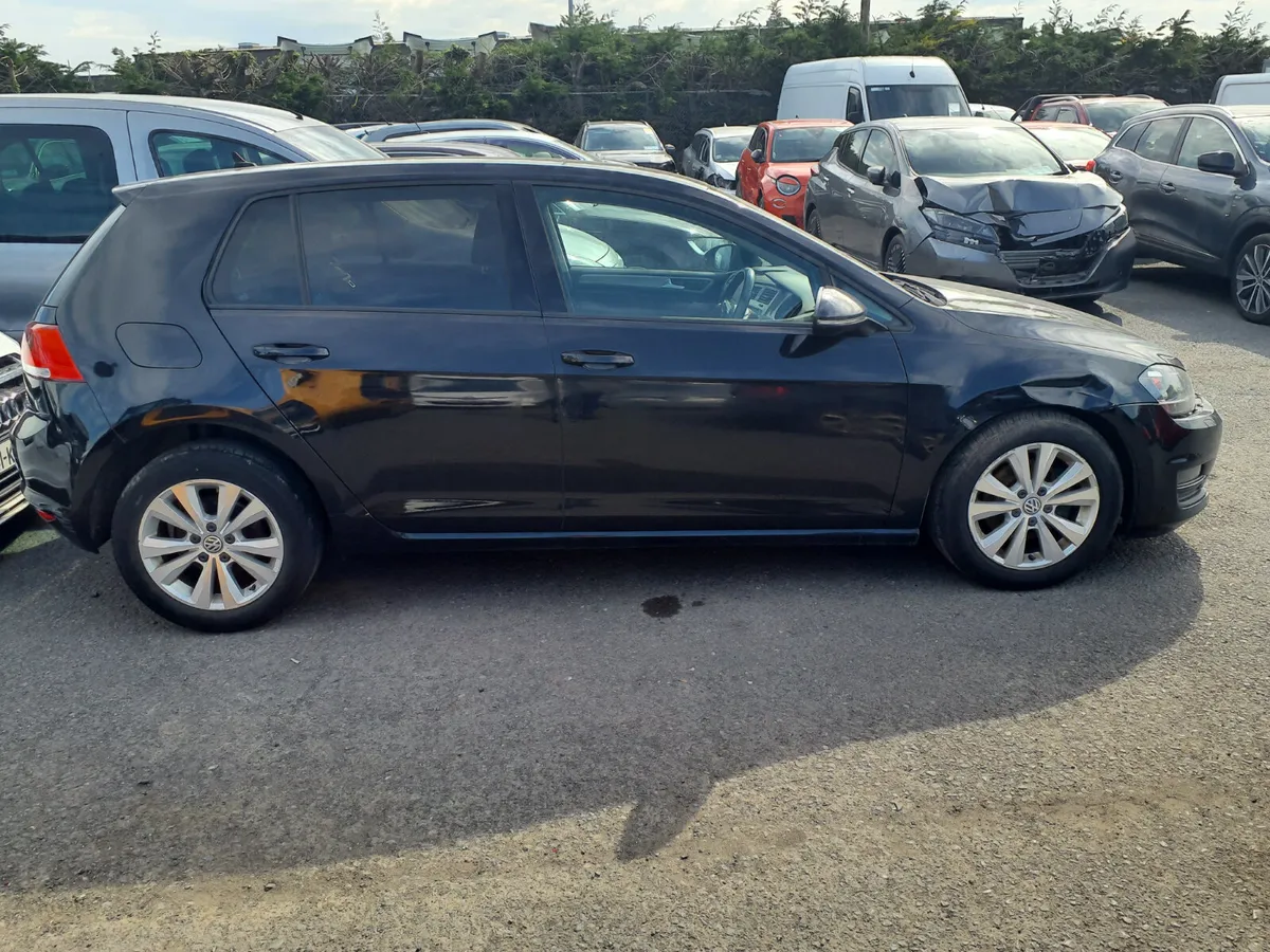 VW Golf 1.2 TSI Automatic 2015 - Image 2
