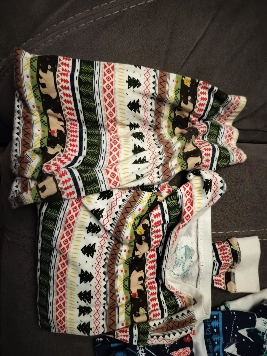 3 x Pairs Leigh willow tucker pyjamas 9- - Image 2