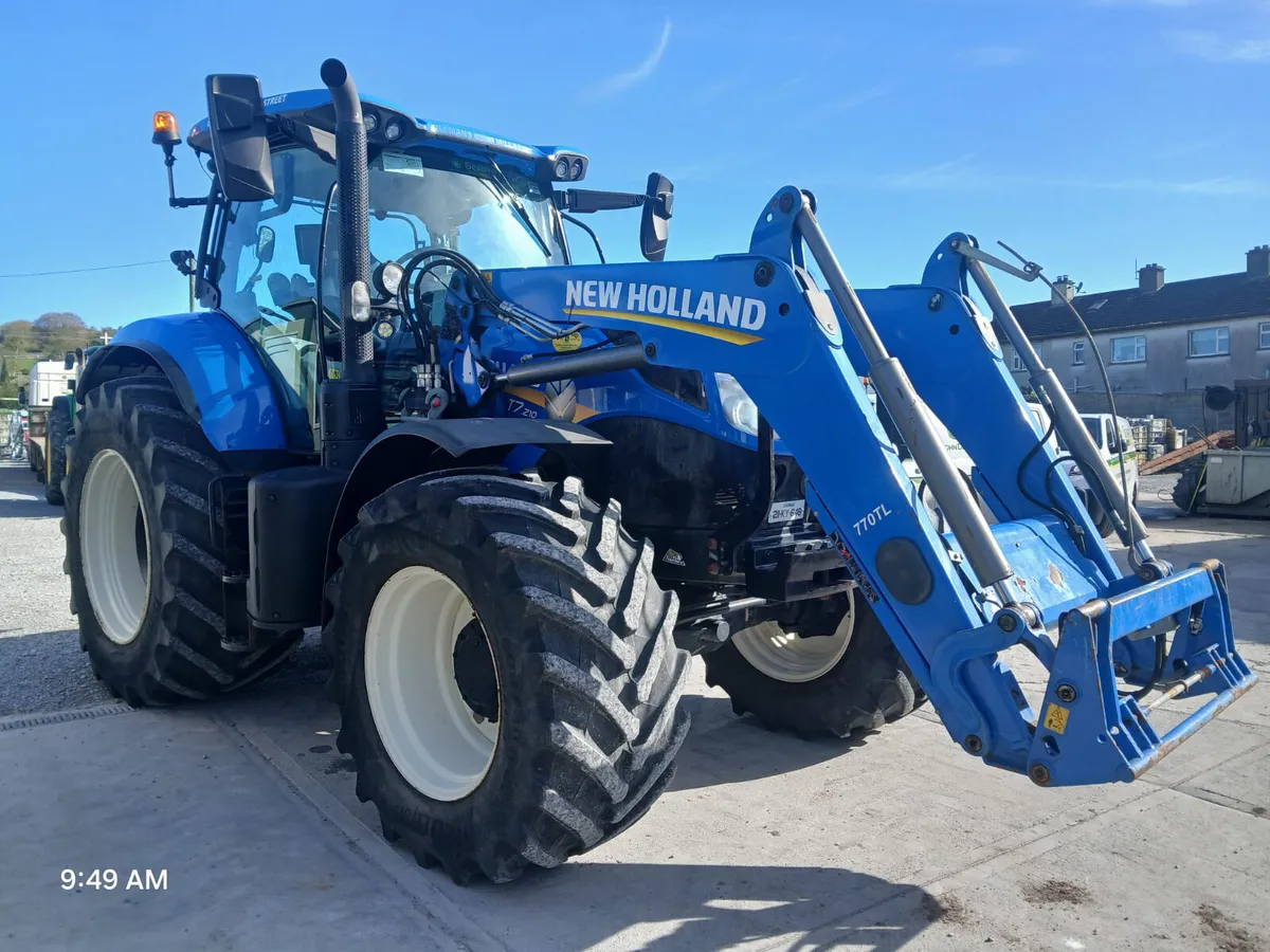 New Holland T6210 complete with loader - Image 2