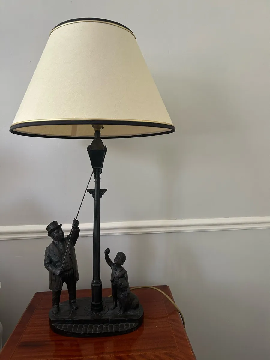 Genesis Glimmerman Table Lamp