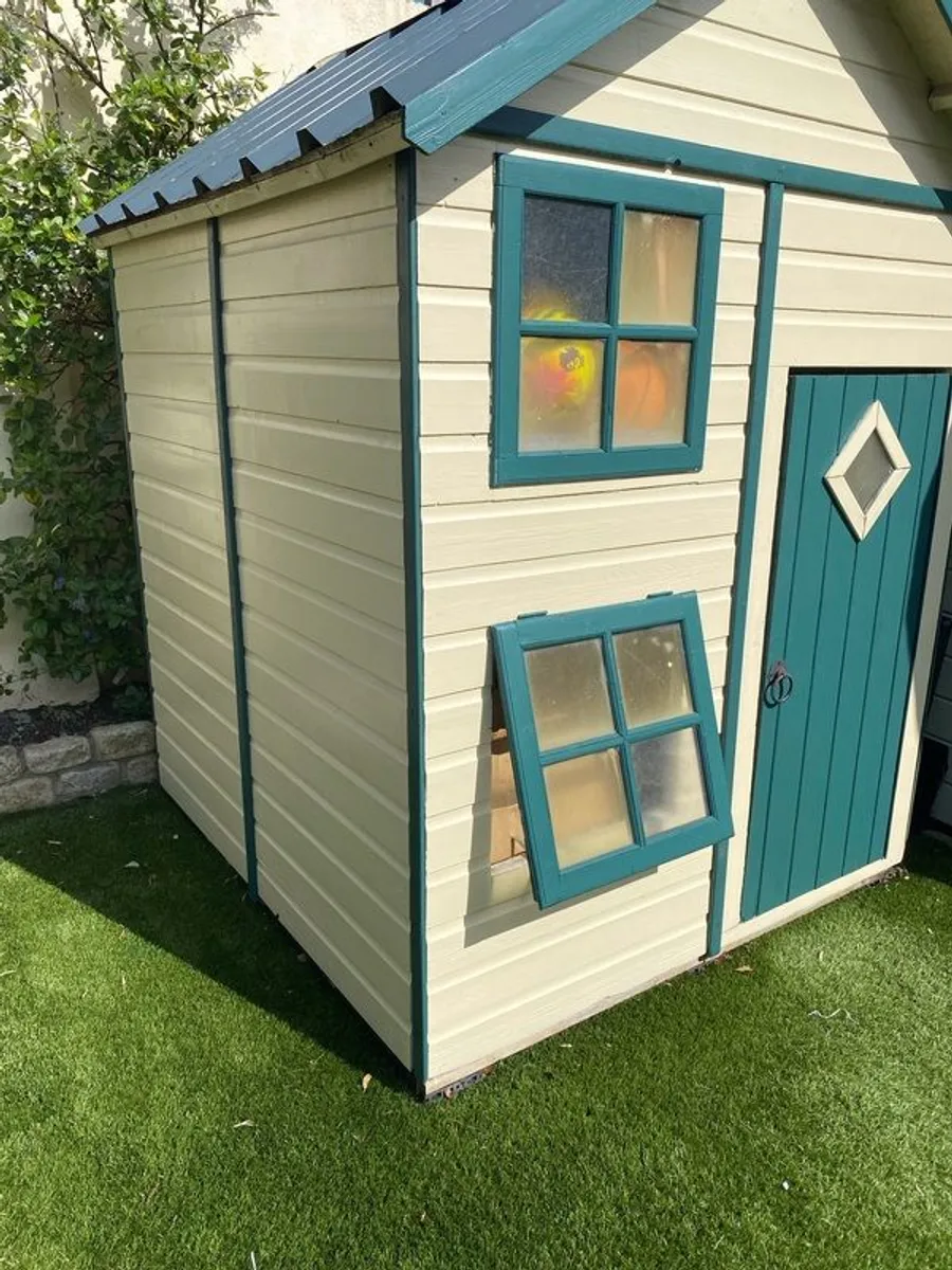 Kids play house - Image 3
