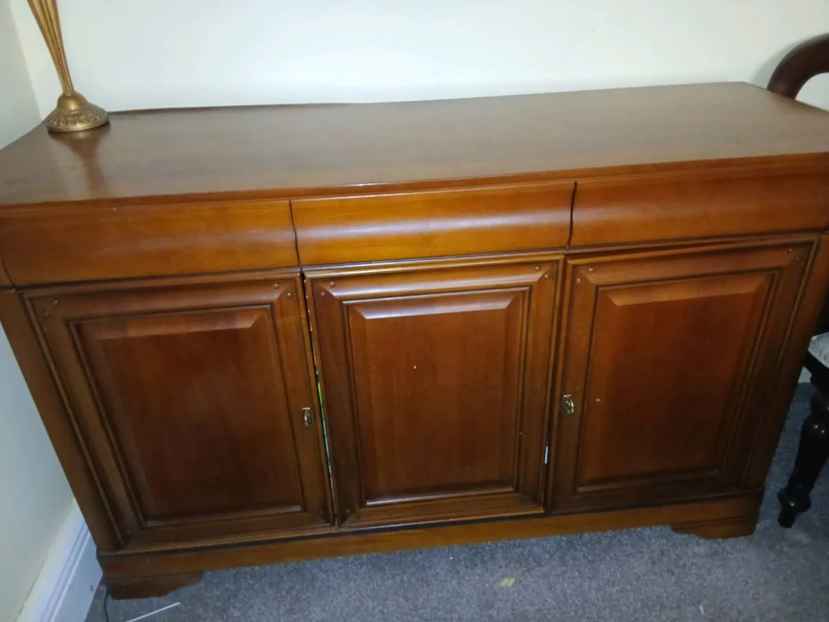 Sideboard