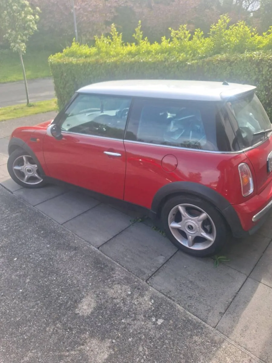 Car - Image 1