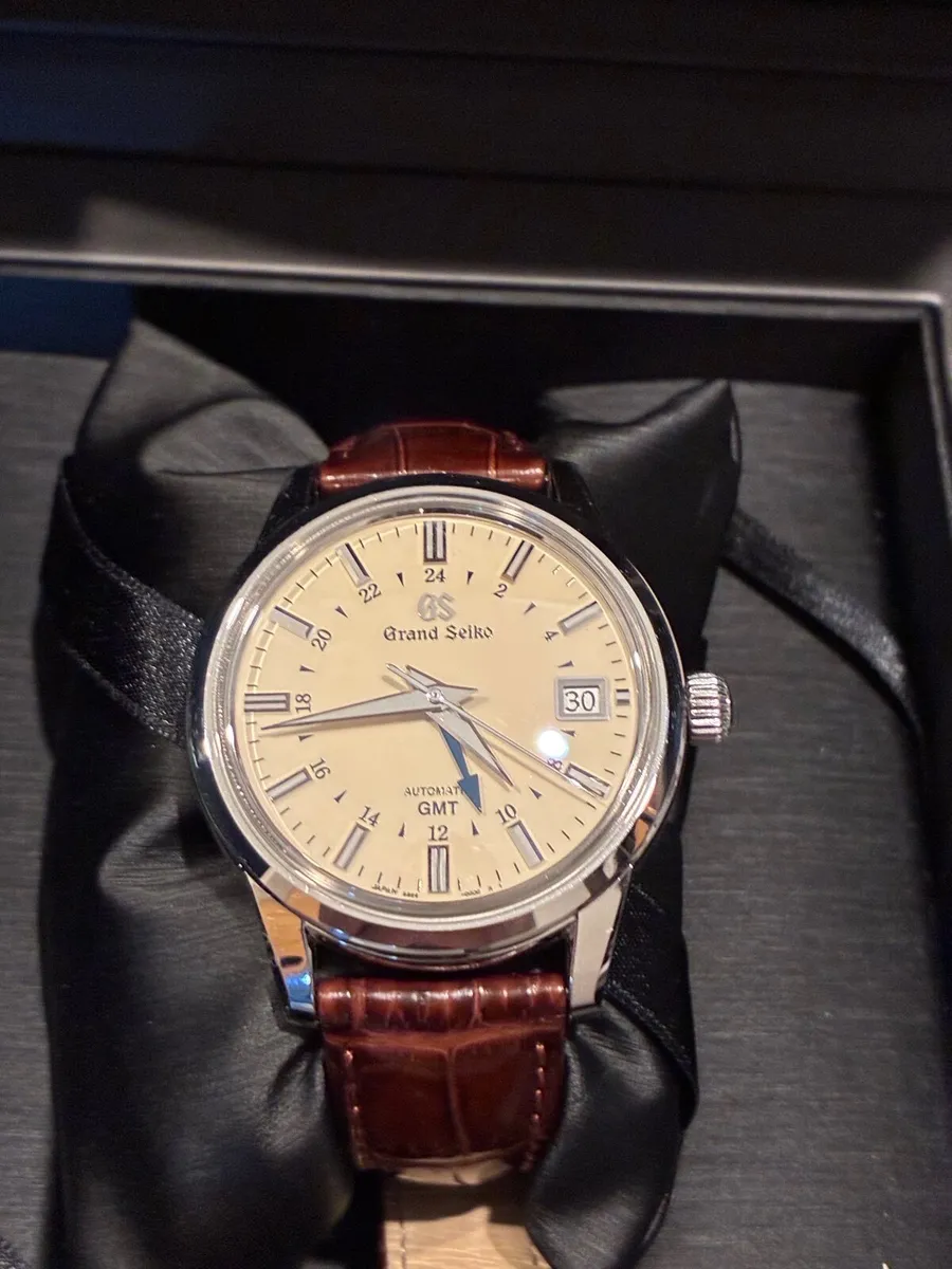 Watch, Grand Seiko SBGM221 Elegance collection - Image 1