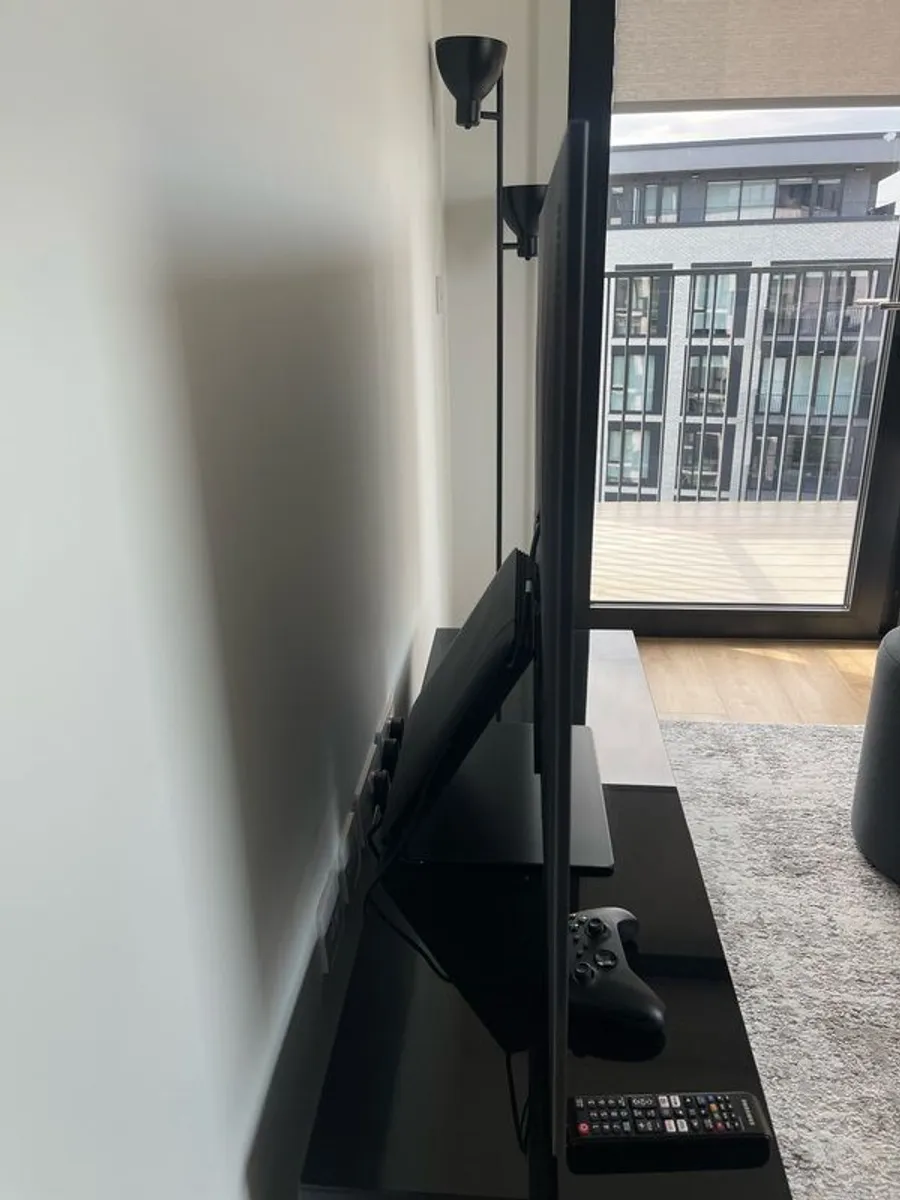 Samsung 55 Inch S95f Oled 4k Smart 1 1,799.00 Tv - Image 2