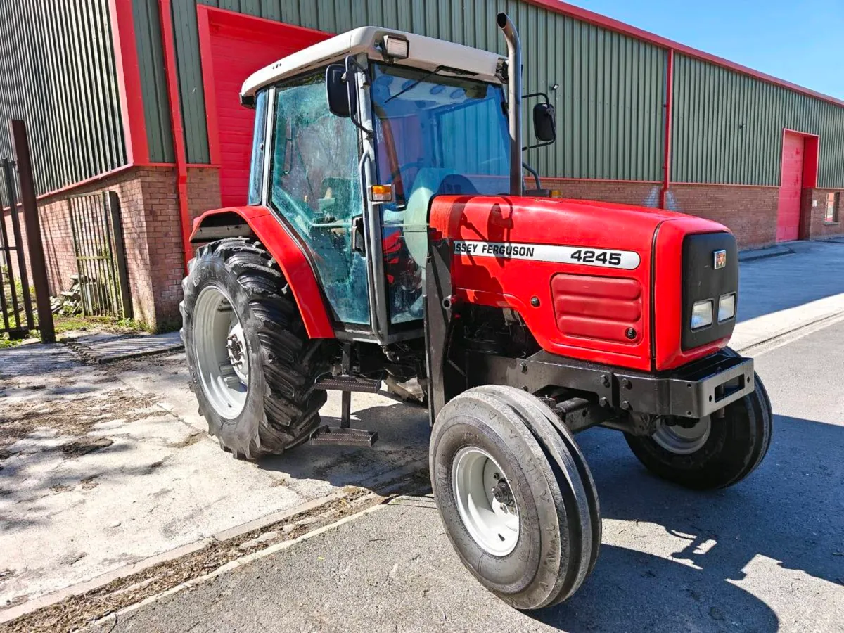 Massey Ferguson 4245 - Image 2