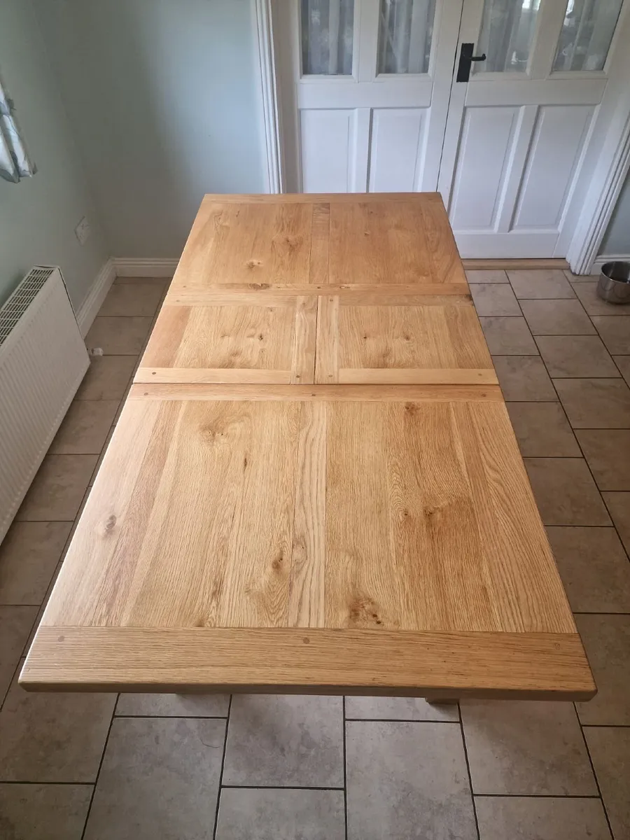 Oak dining table and chairs - Image 2
