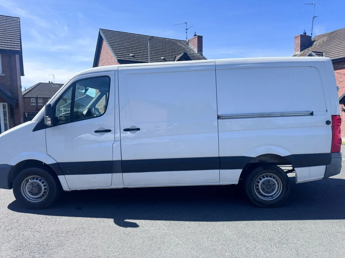 2016 Volkswagen crafter Mwb Low roof van - Image 4