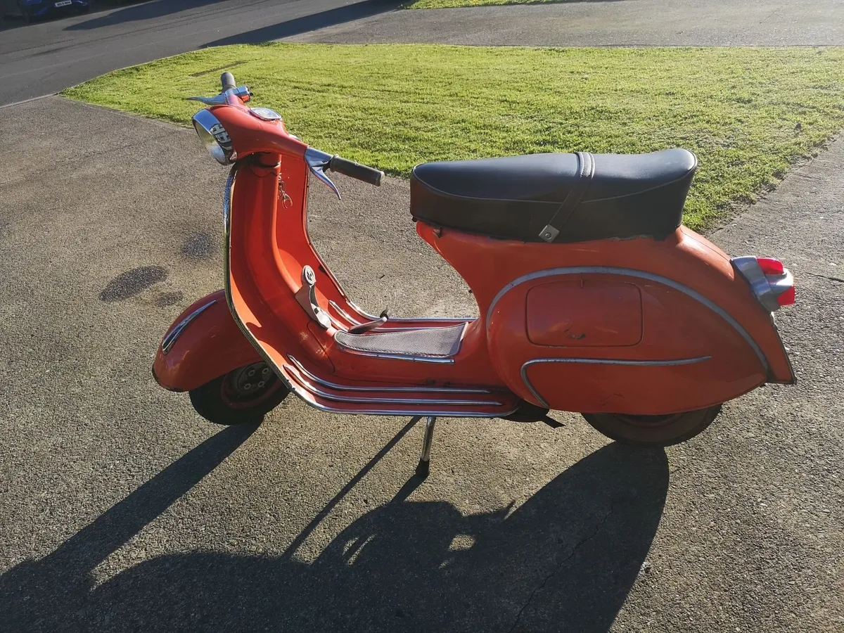 1963 vespa vnb4t 125 - Image 2