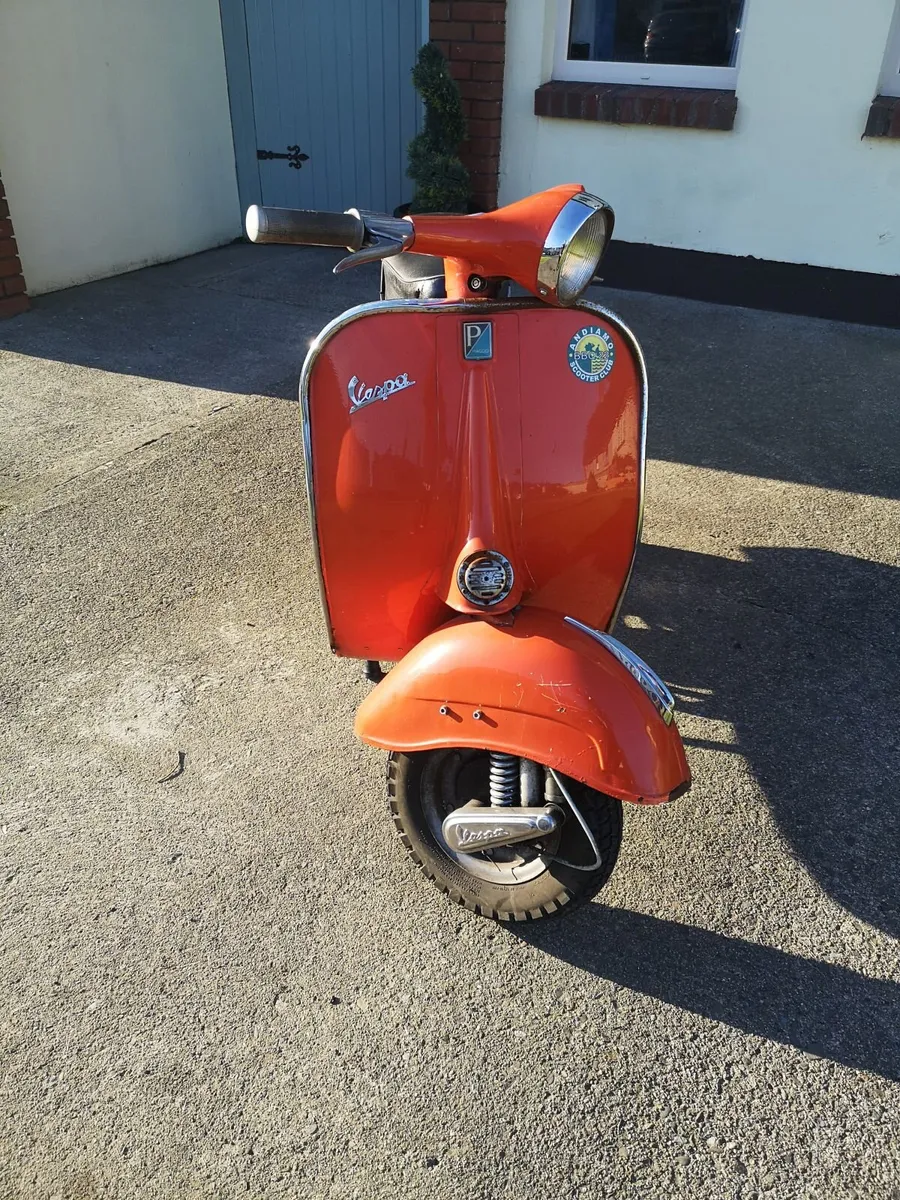 1963 vespa vnb4t 125 - Image 3