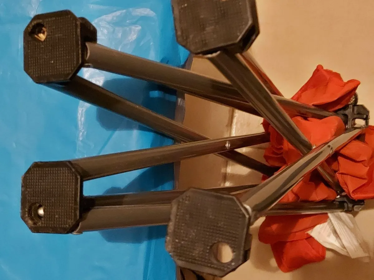 Fold Away Camping Chair with cup holder - Image 4