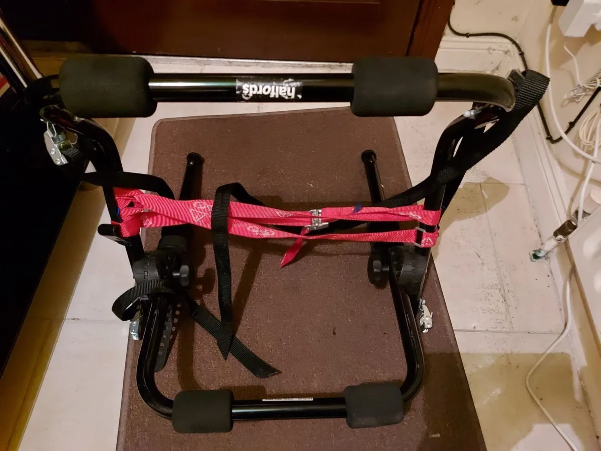 Bicycle Carrier in Excellent Condition Max 2 Bikes - Image 2