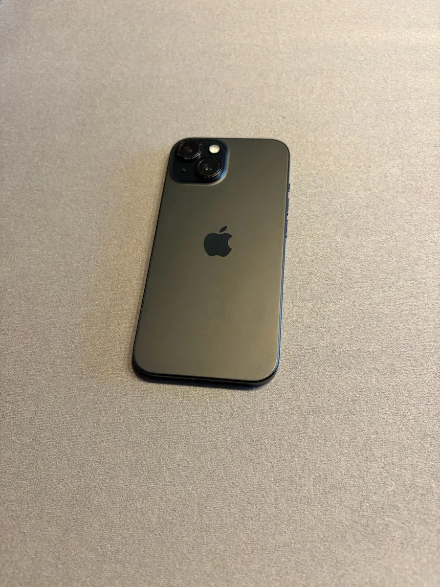 iPhone 15 128GB - Image 3