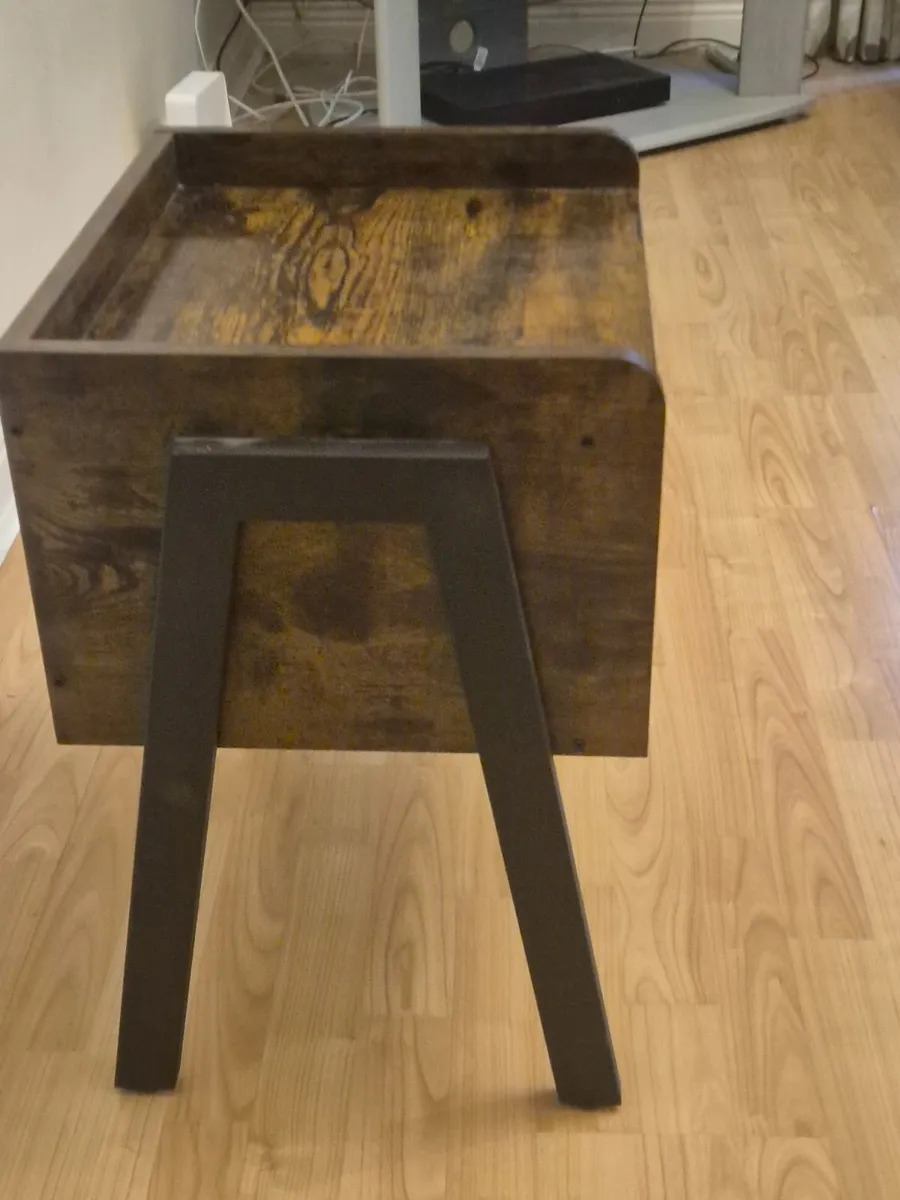 Side table - Image 2