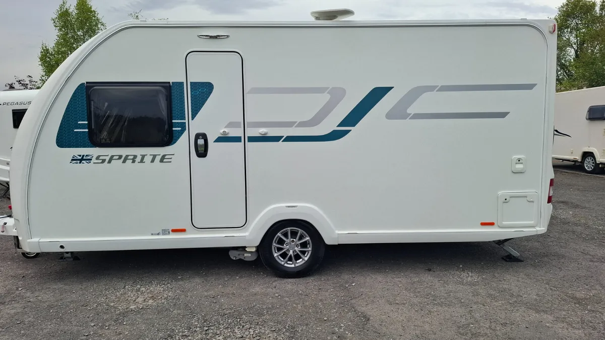 Swift Sprite Alpine 4 Berth Fixed Bed Caravan - Image 3