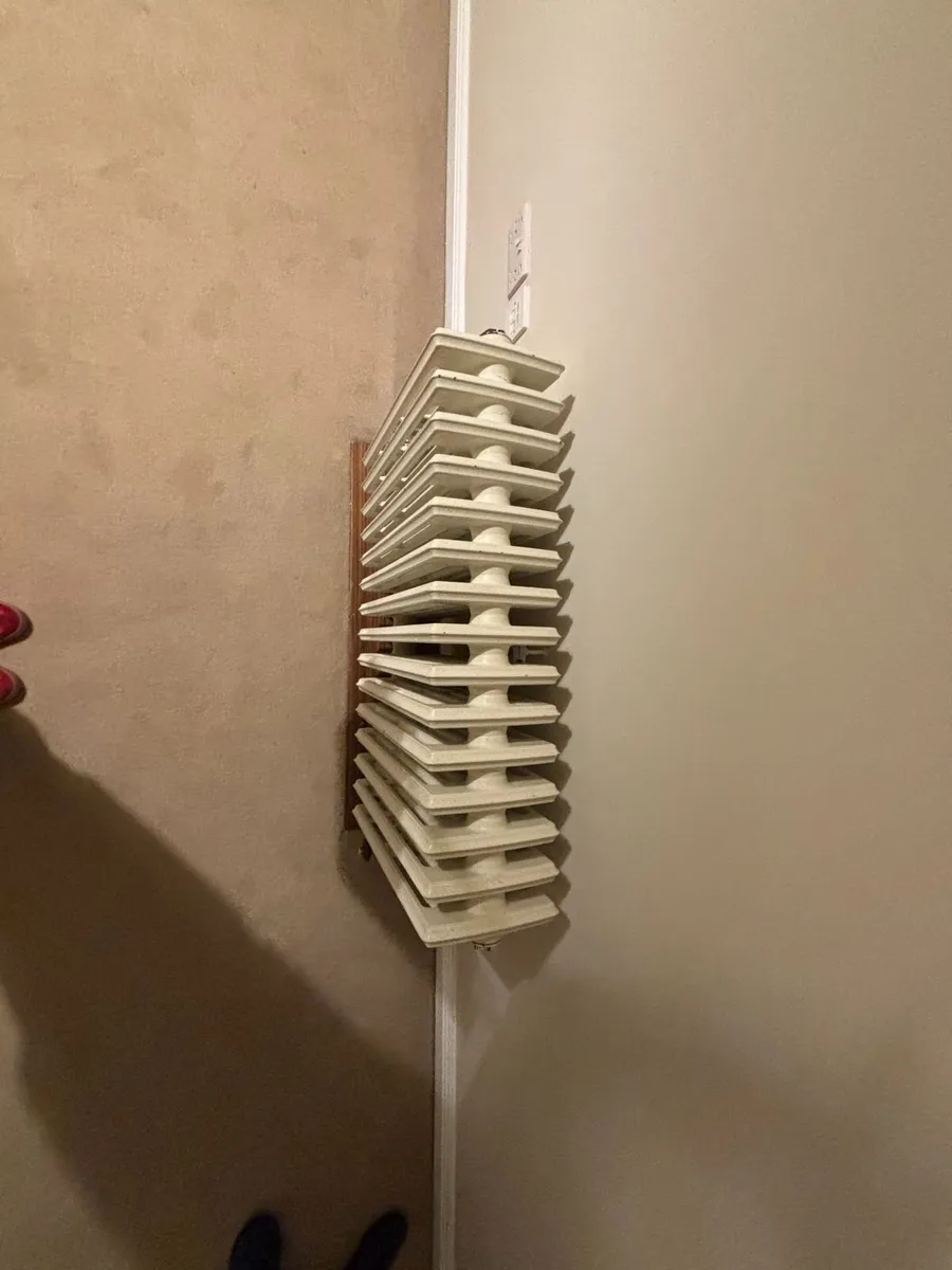 Vintage Radiator - Image 2