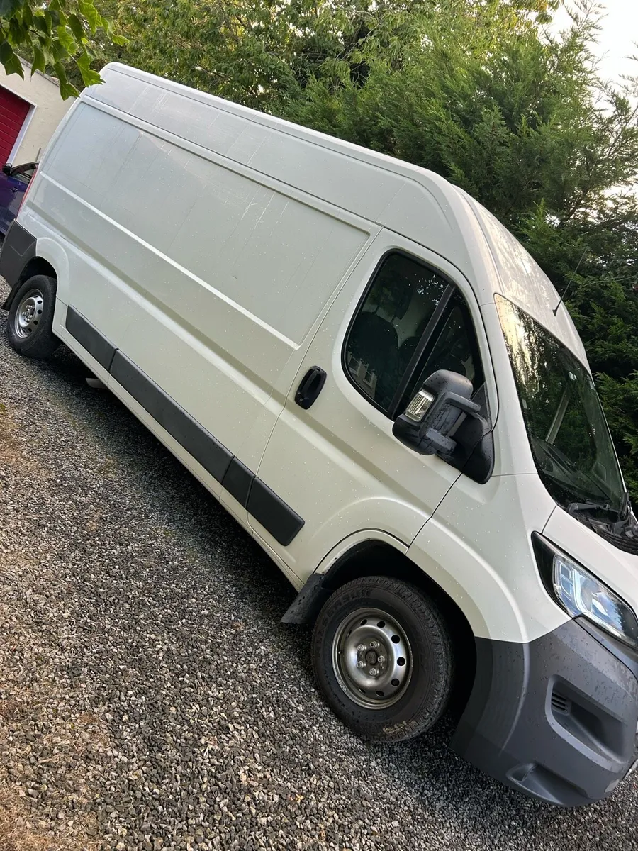 2017 Peugeot Boxer - Image 2