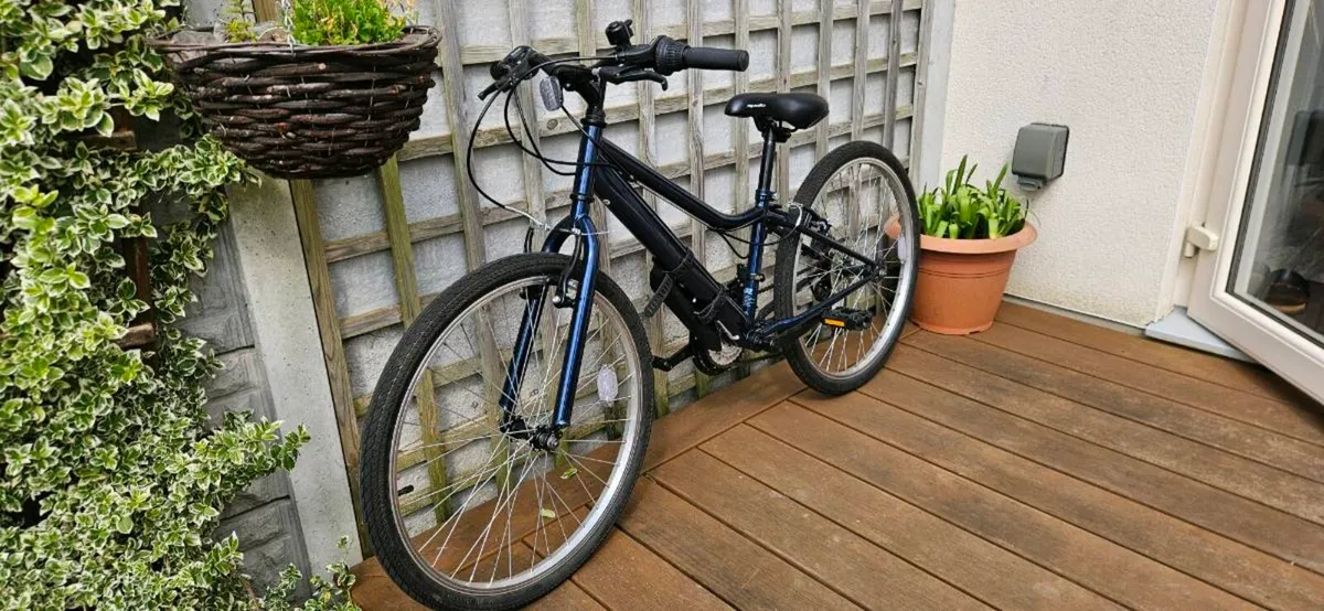 Apollo Kinx Junior Hybrid Bike - 24" kids bike - Image 1