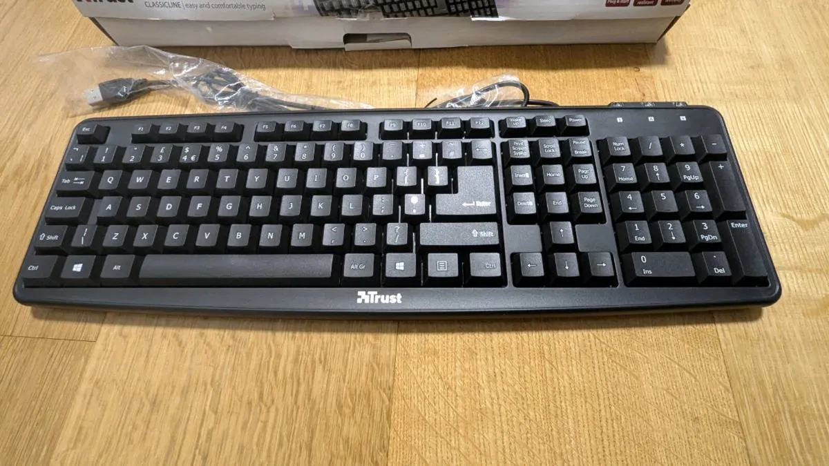 Trust Wired Keyboard Full Size (UK Layout) Like Ne - Image 2