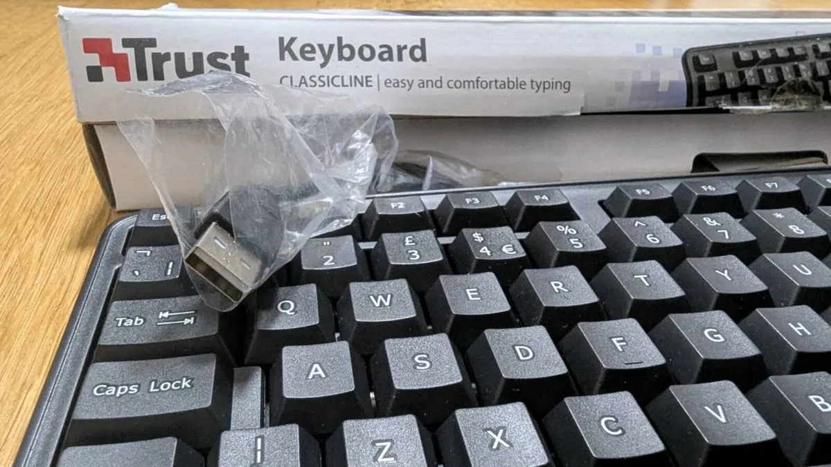 Trust Wired Keyboard Full Size (UK Layout) Like Ne - Image 3