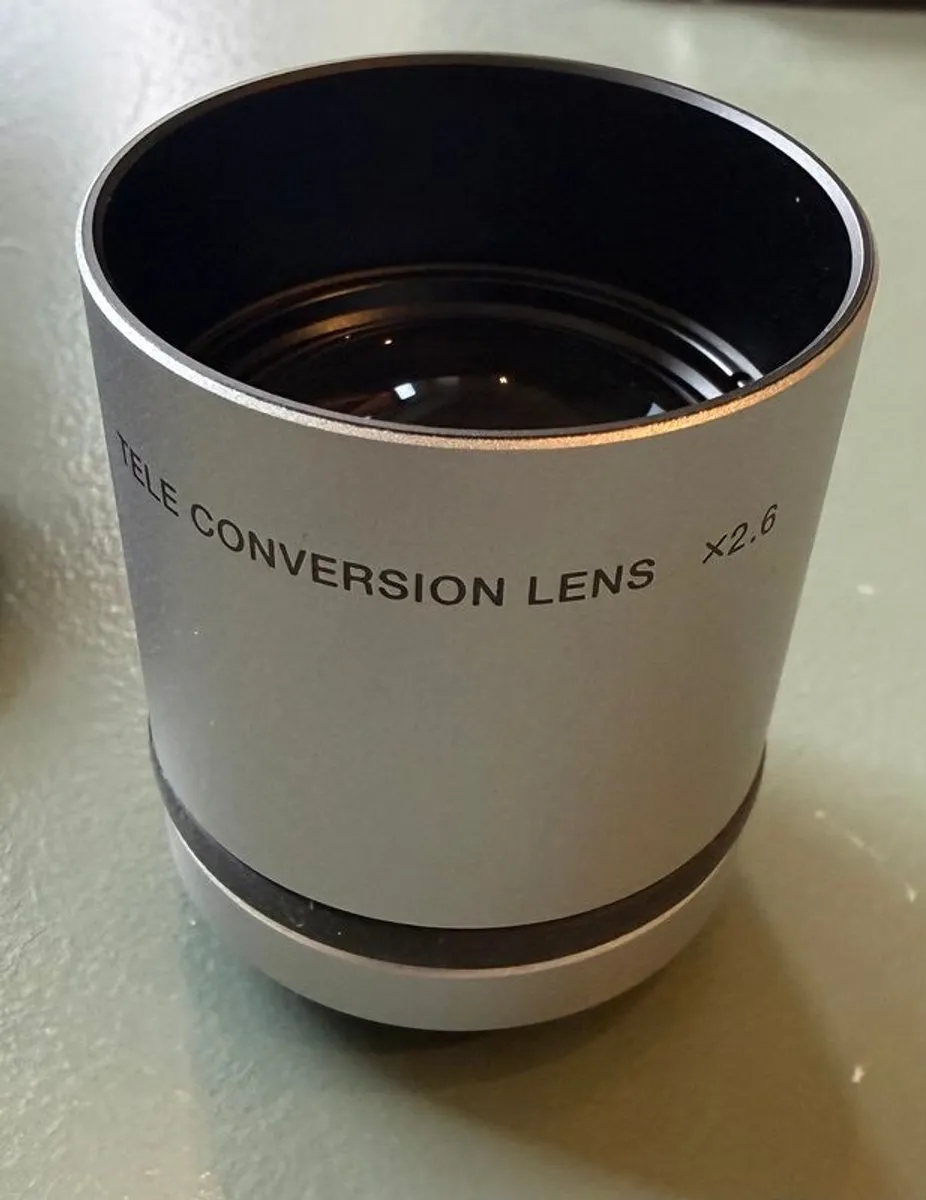 Sony conversion lens - Image 1