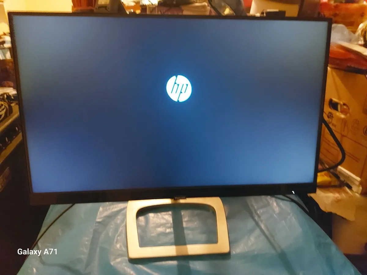 PHILIPS E Line 22 inch LCD Monitor Full HD - Image 1