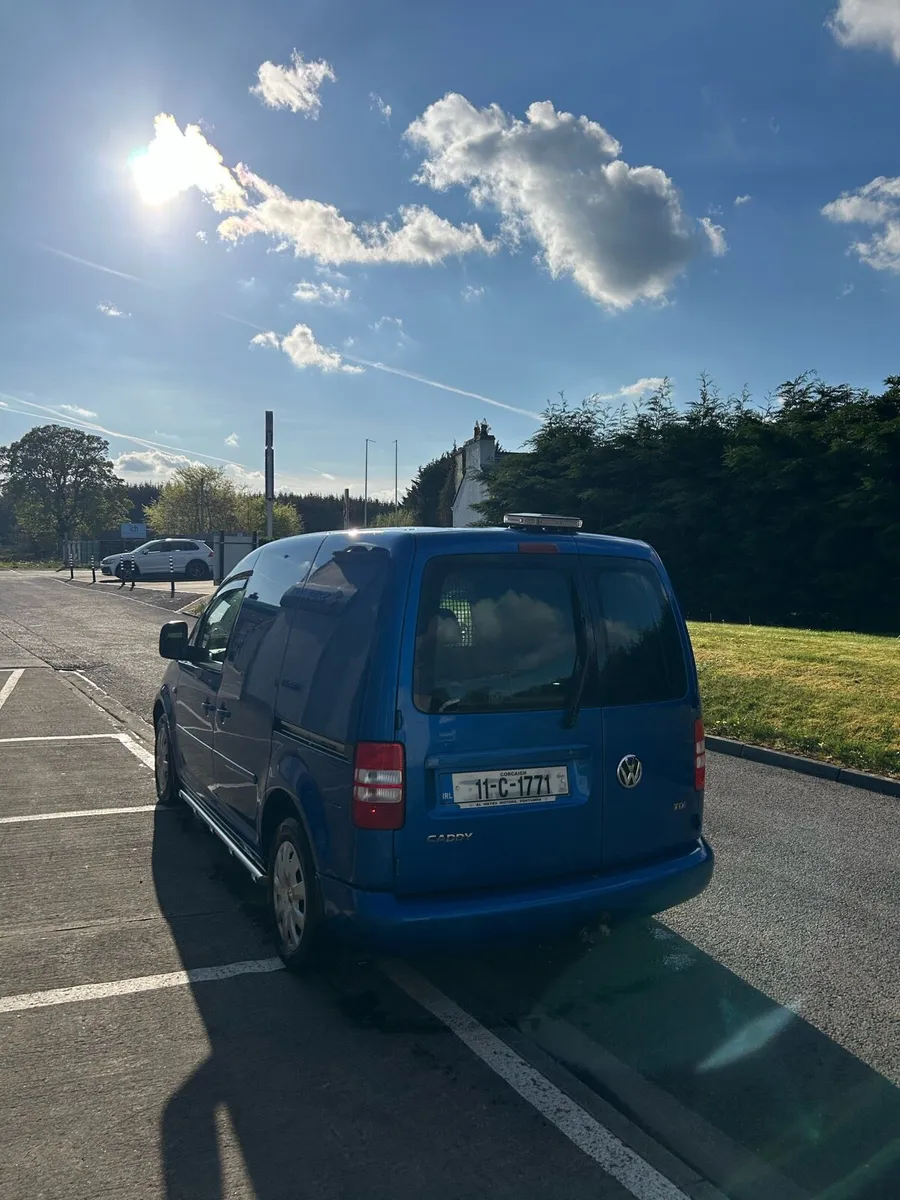 Volkswagen Caddy - Image 3
