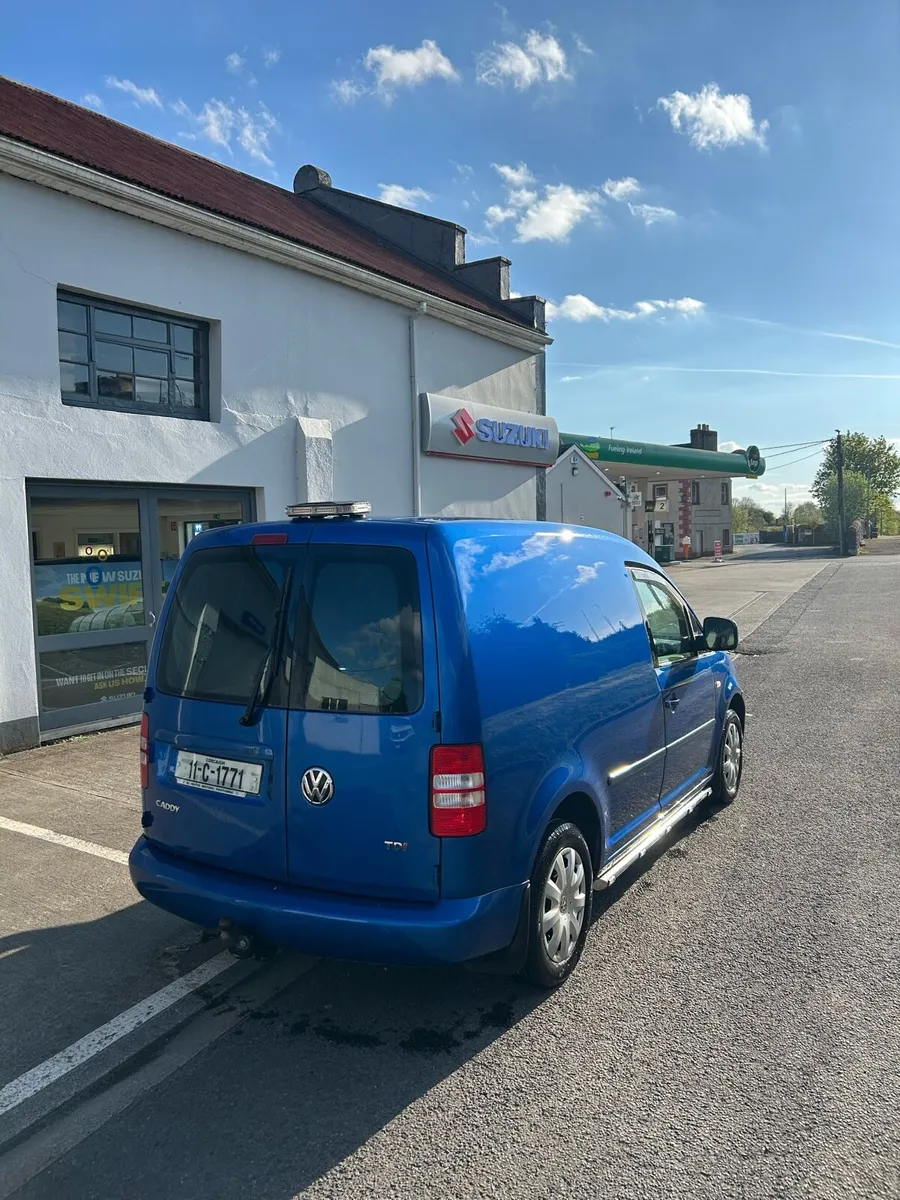 Volkswagen Caddy - Image 4