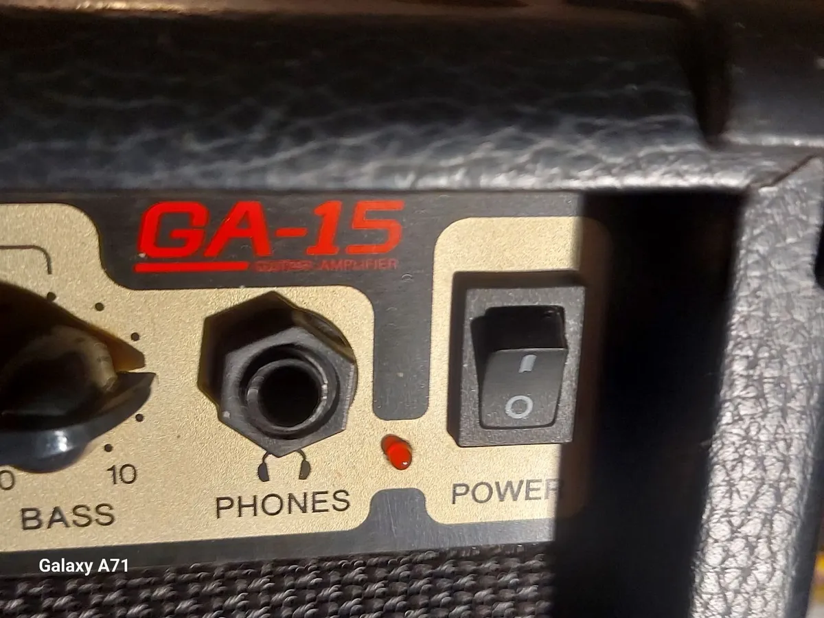 YAMAHA Guitar Amplifier Model GA-15 excellent cond - Image 3