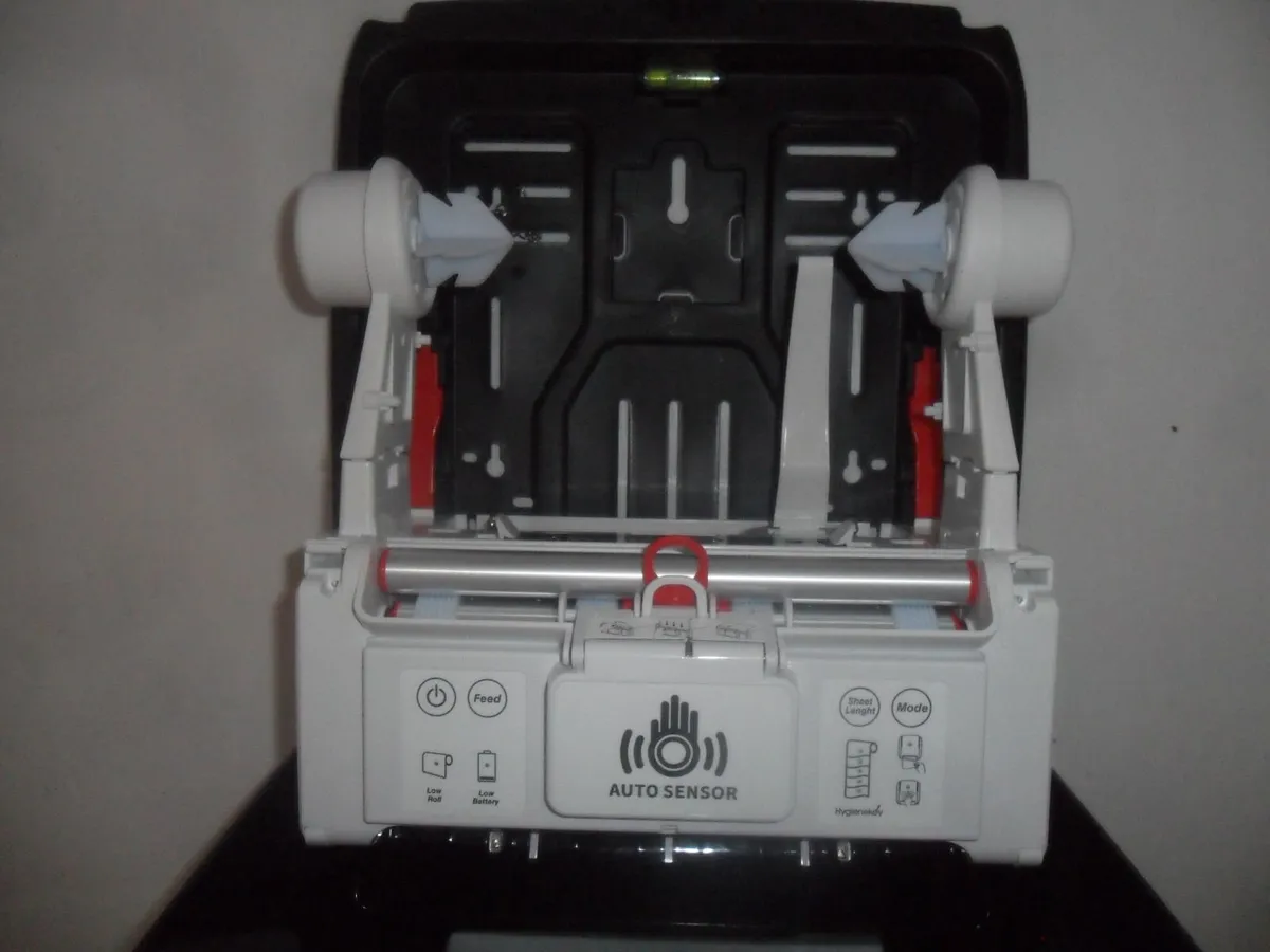 AutoSensor Roll Dispenser - Image 3