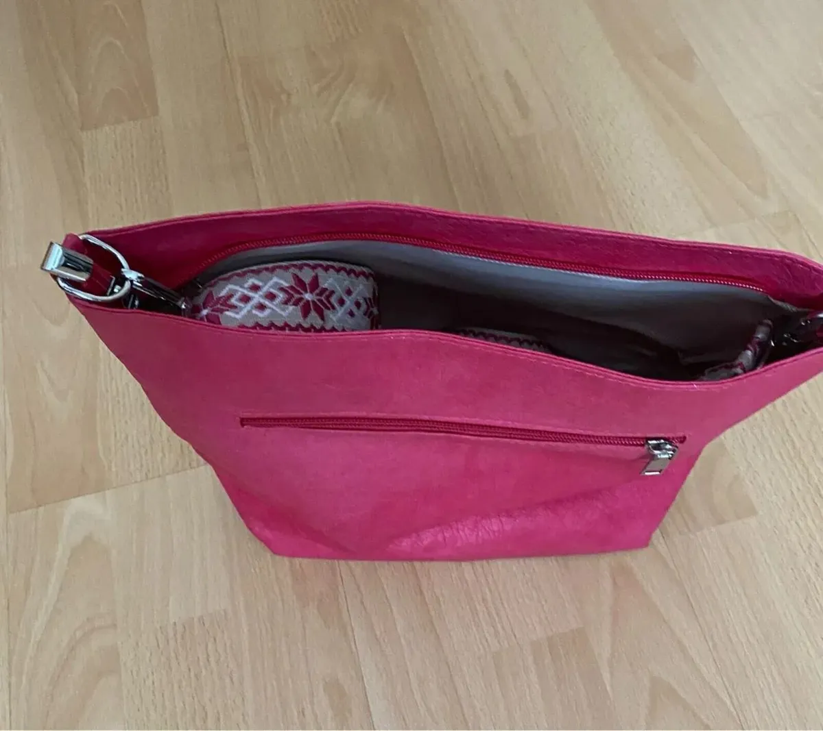 NEW Pink Tote Bag with Adjustable Shoulder Strap - Image 4