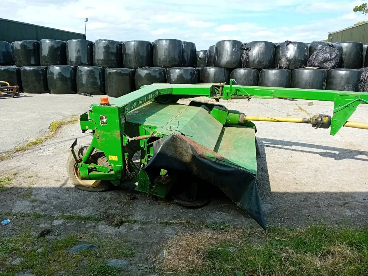 JOHN DEERE MOWER - Image 2