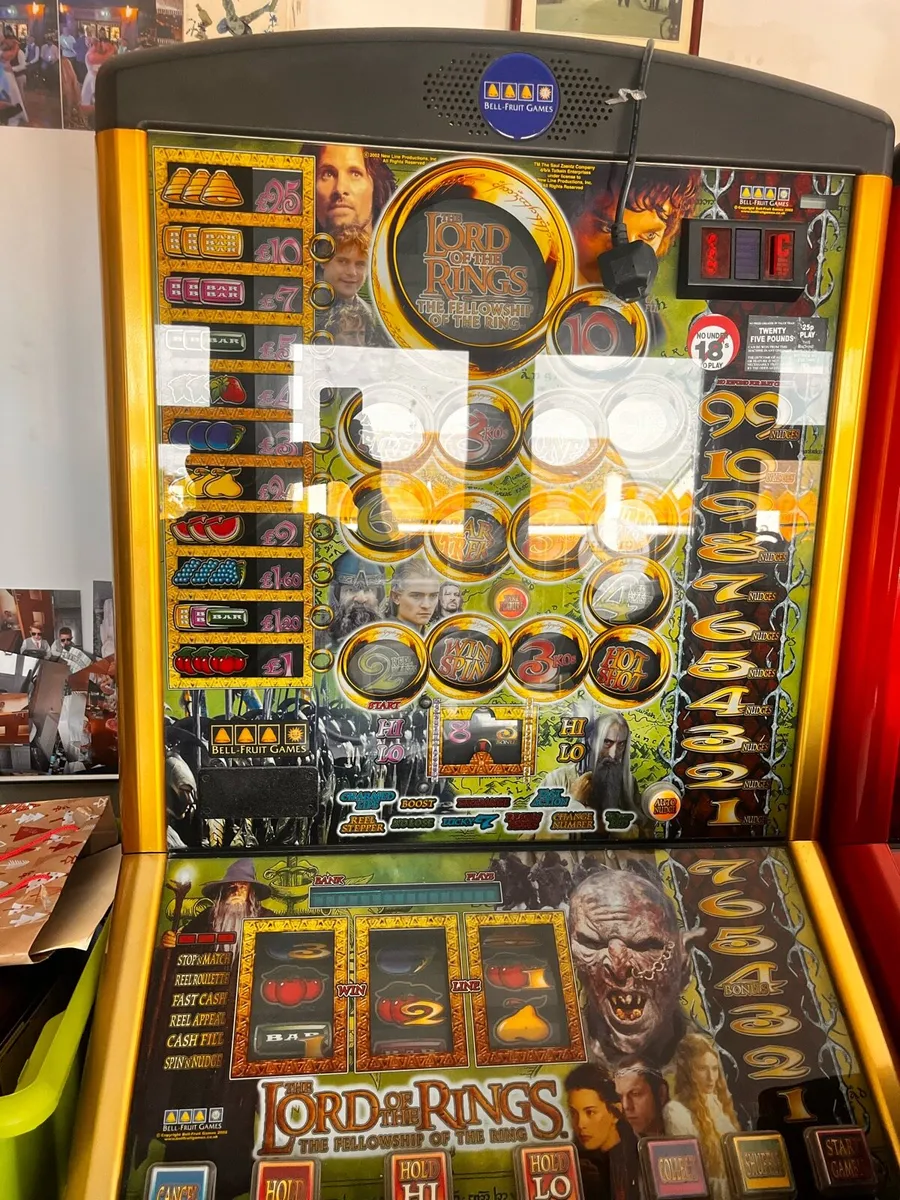 Slot machine for sale - Image 1