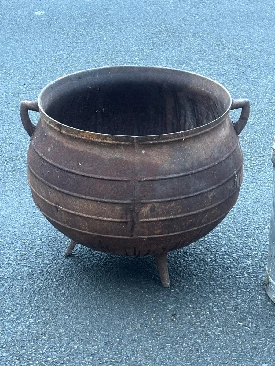 Churns - Image 2