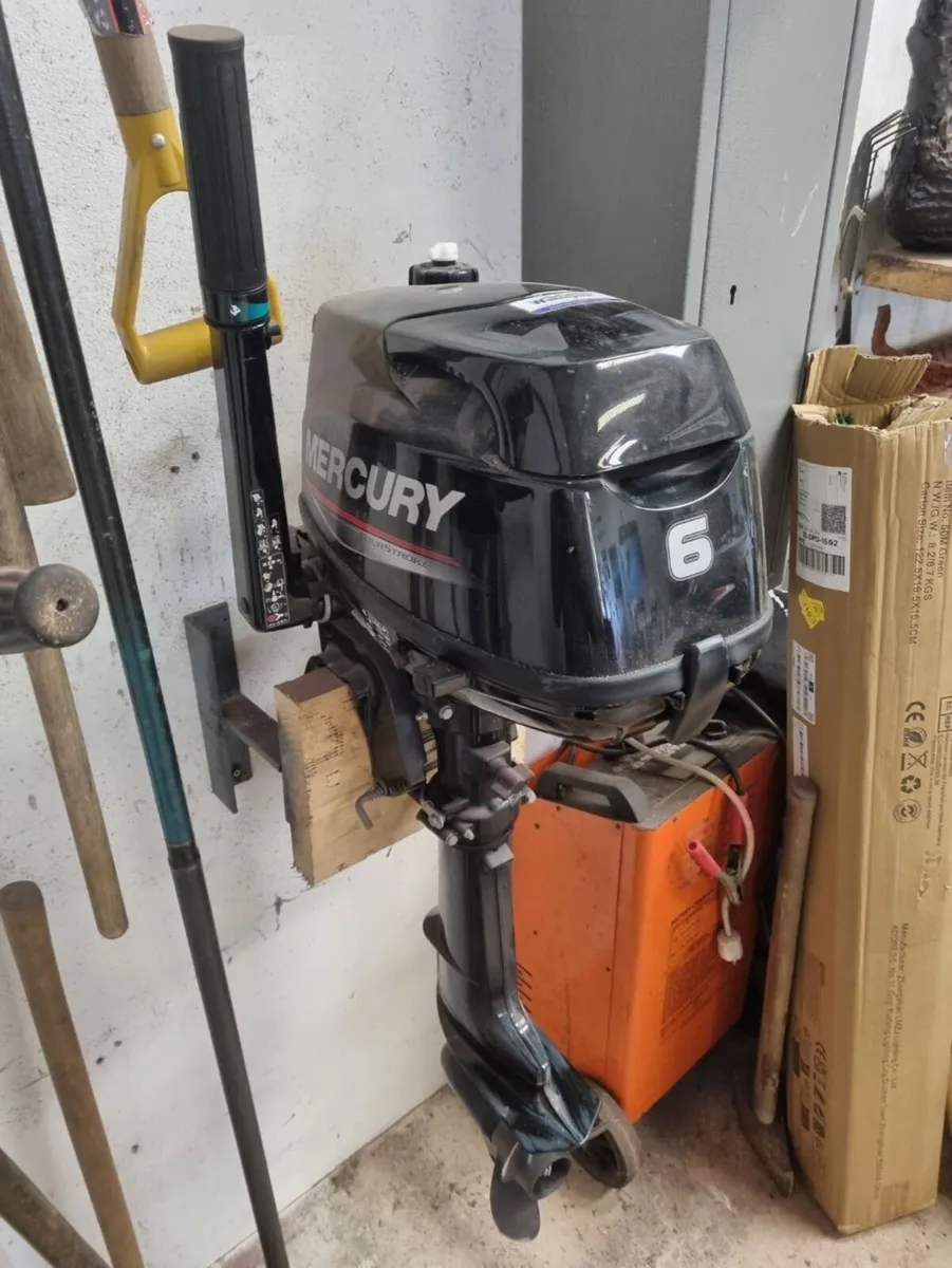 Mercury 6hp outboard engine - Image 4