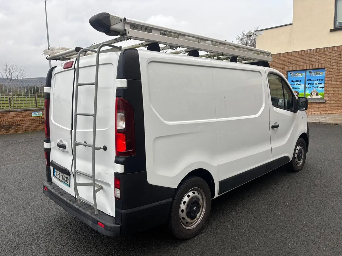 Opel vivaro low mileage - Image 4