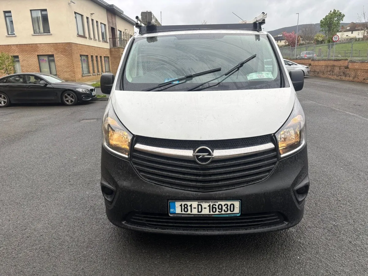 Opel vivaro low mileage - Image 1