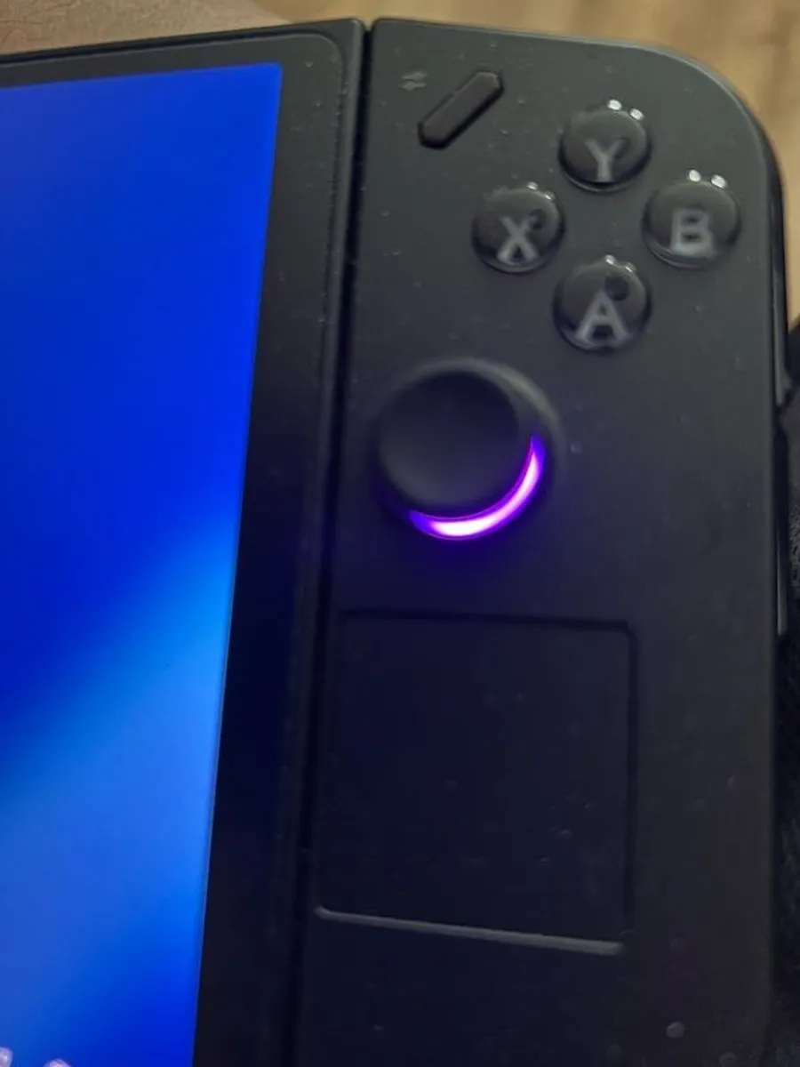 Lenovo Legion Go Z1 16GB Ram with 2TB NVME SSD - Image 2