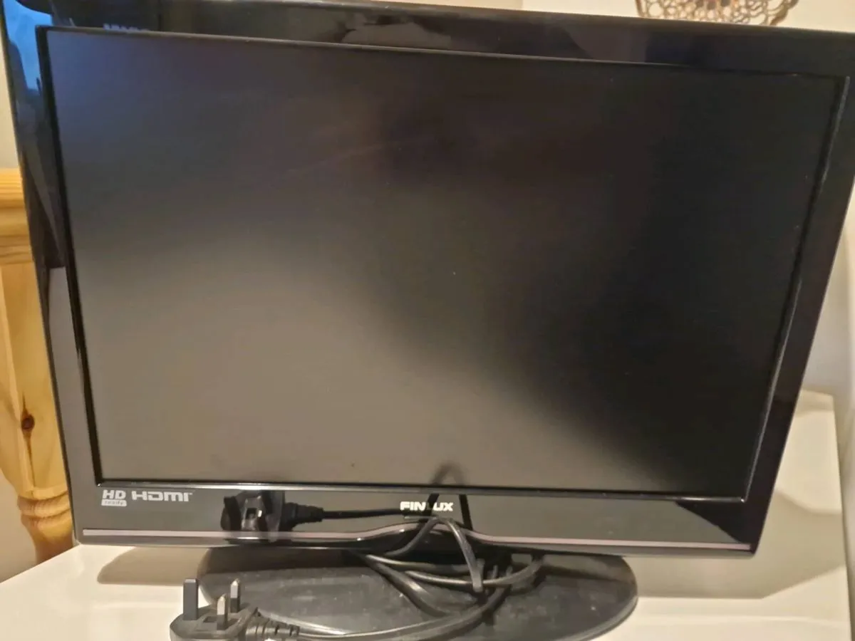 Title
19” Finlux HD TV – Ideal for Caravan/ Camper - Image 1