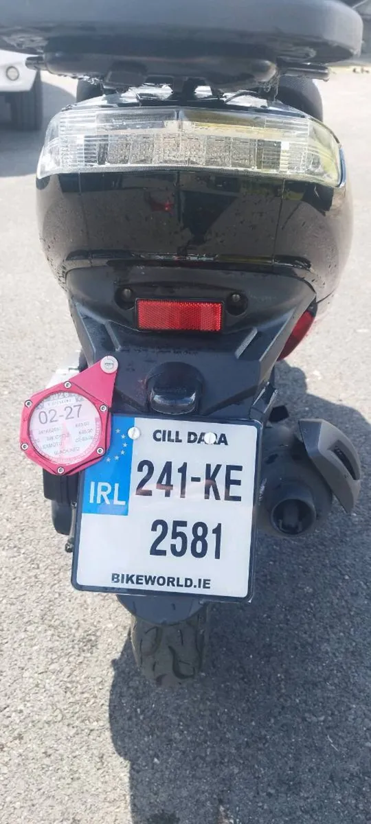 Moped - Image 2