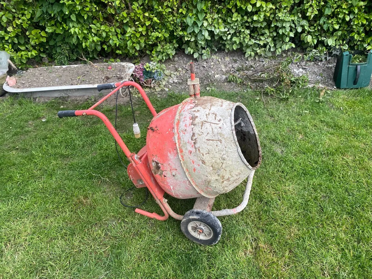 Concrete Mixer - Image 3