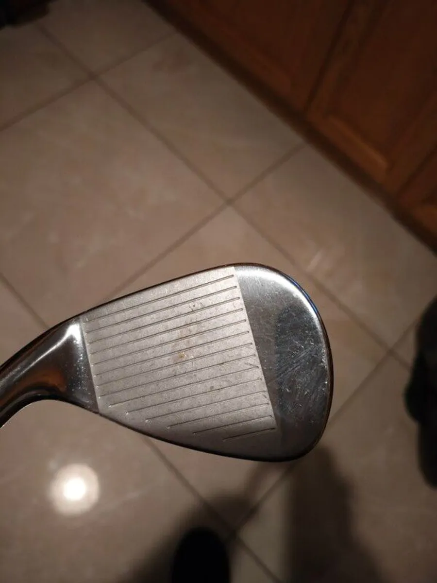 Titleist T300 Irons - Image 2