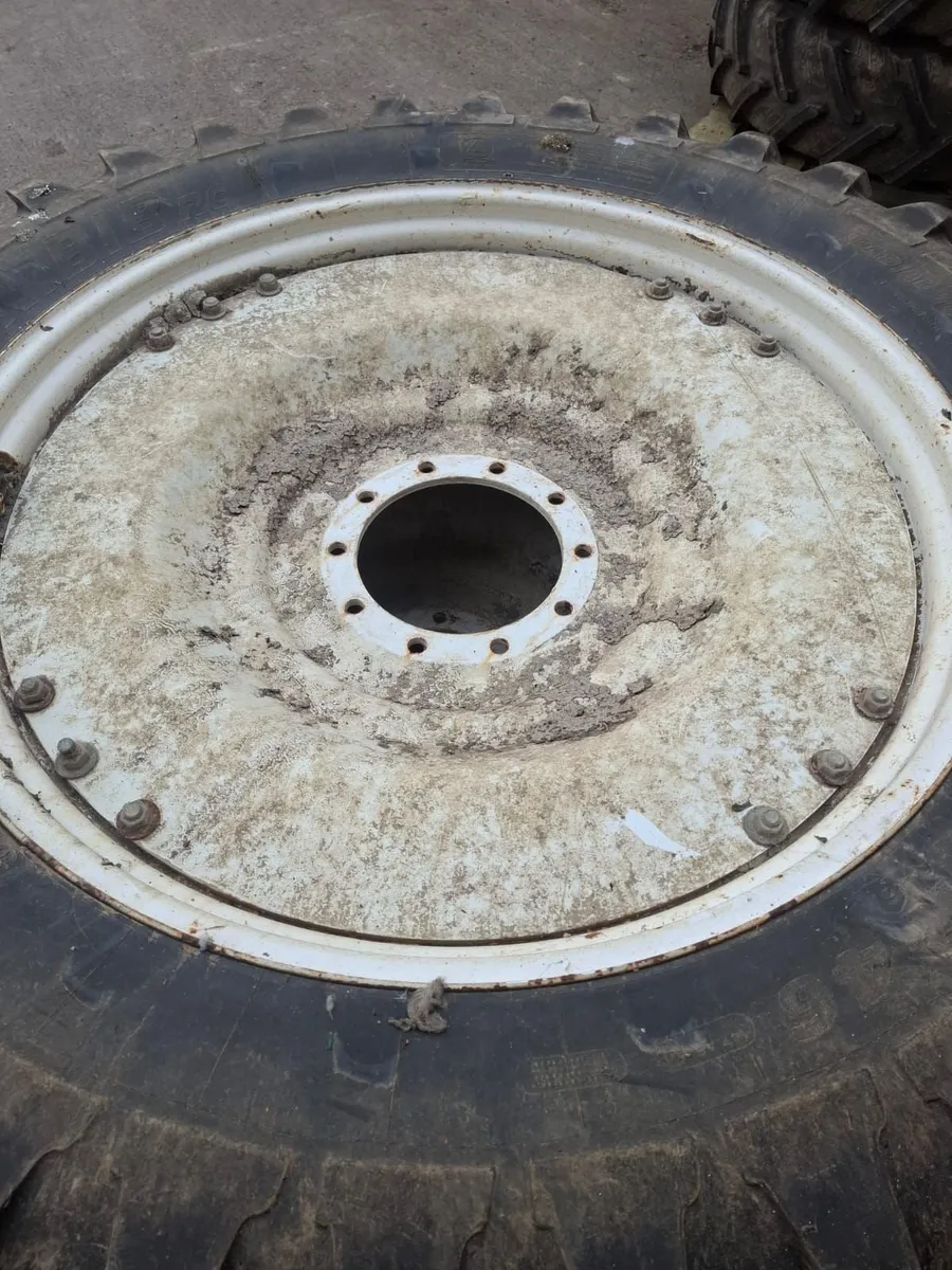 Row crop wheels - Image 1