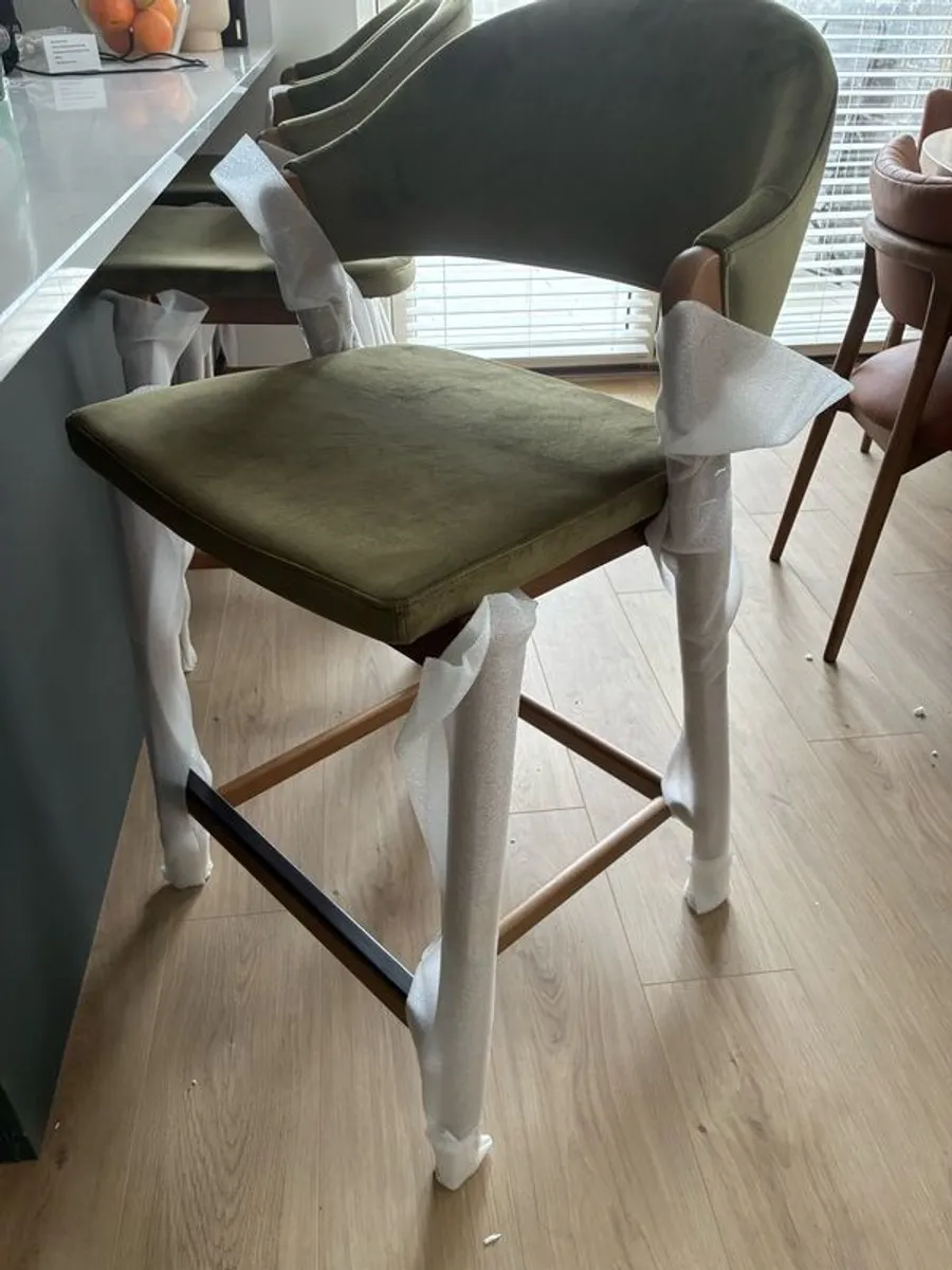 bar stools - Image 3