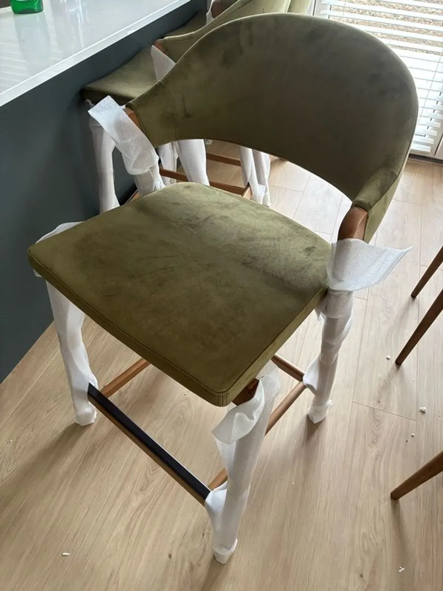 bar stools - Image 1