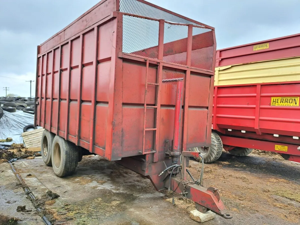 17ft silage trailer - Image 1
