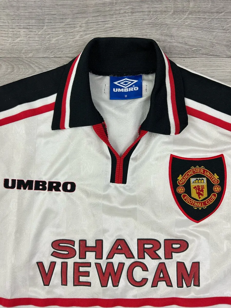 Vintage 1997 Umbro Manchester United Away Jersey - Image 3