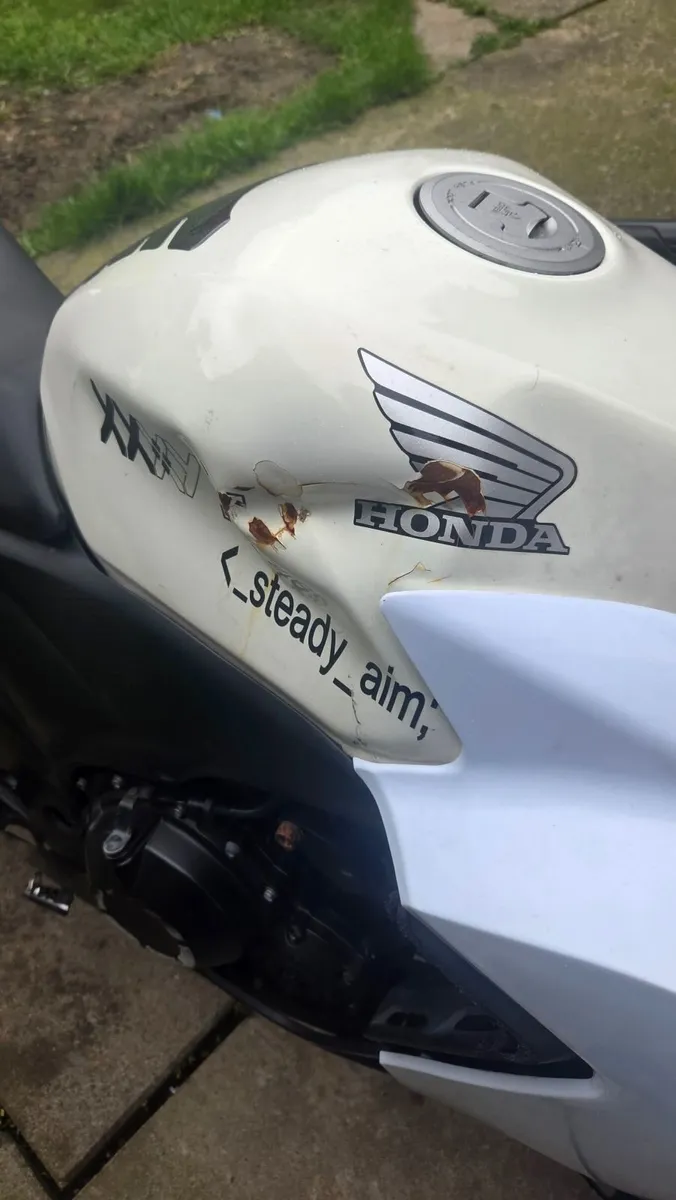 Honda CBR500R 2013 - Image 4