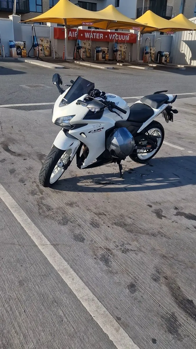 Honda CBR500R 2013 - Image 2
