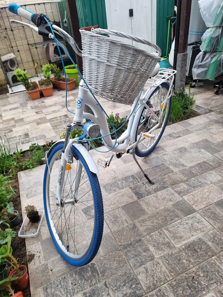 Low frame city bike - Image 2
